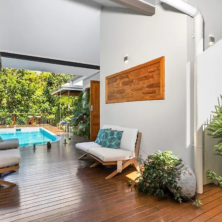 Belle Escapes Luxury Reef Villa Palm Cove-3